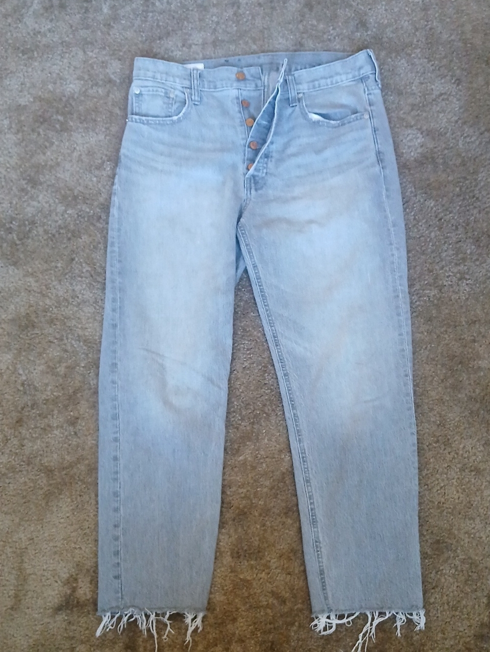 GAP Cheeky Straight High Rise WOMENS Jeans with Frayed Hem Grey